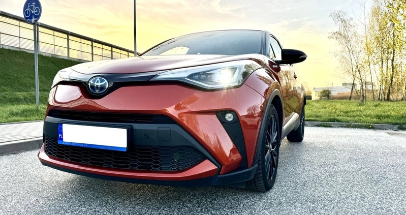 Toyota C-HR cena 114000 przebieg: 52000, rok produkcji 2020 z Warszawa małe 137